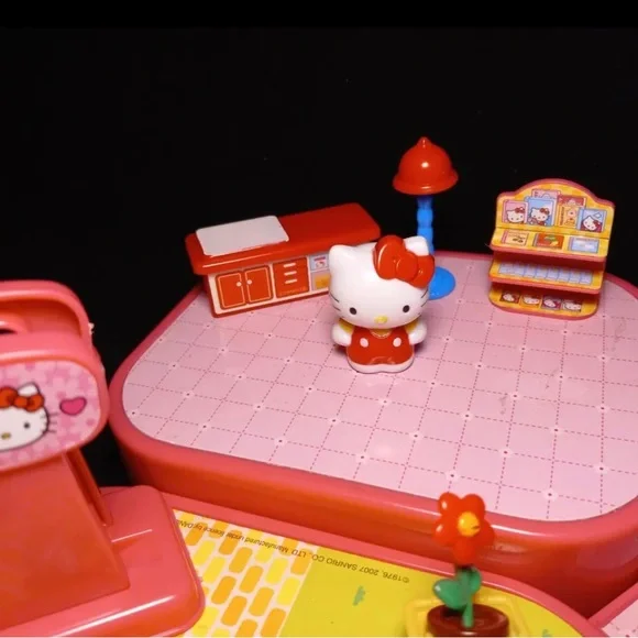 ❌SOLD❌Hello Kitty Playset With Carrying Case Sanrio 2007 Mini Play Set Toy - Picture 5 of 12